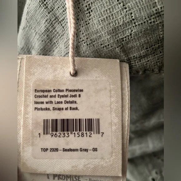 Magnolia Pearl Crochet Jodi Blouse - Picture 4 of 4